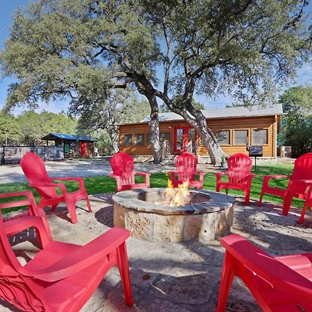 Wimberley Log Cabins Resort And Suites- Reunion Cabin Exterior photo